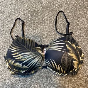 Victoria’s Secret, pink push-up bra. 32D